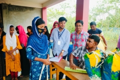 MHM-kits-distribution-at-Chila-Mongla-Bagerhat